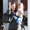 Jennifer Garner Grabs Coffee With Seraphina