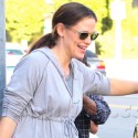 Jennifer Garner Takes Violet To Her Martial Arts Class