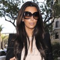 Kim Kardashian Struts Her Stuff!