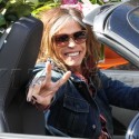 Steven Tyler Buys Flowers For Fiancee On Valentine's Day