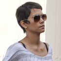 Halle Berry Shows Off Her E-Ring