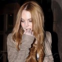 Lindsay Lohan Grabs A Bite In Los Angeles