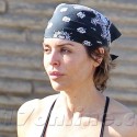 Lisa Rinna Rocks No Makeup And No Bra At Yoga Class