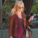 Reese Witherspoon Shows Off Her Growing Baby Bump
