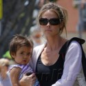 Denise Richards Totes Eloise To The Mall