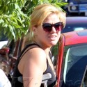 Kelly Clarkson Recovers From Sprained Foot