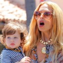 Rachel Zoe And Skyler Hang Out In Venice