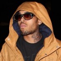 Chris Brown Grabs A Bite In LA