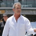 Mel Gibson Dines At Plate In Malibu