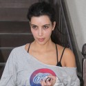 Kim Kardashian Wears A Clippers Sweatshirt To The Gym