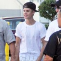 Justin Bieber Shows Fans Some Love
