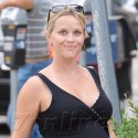 Reese Witherspoon Lunches At The Tavern In Brentwood