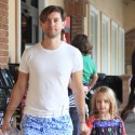 Tobey Maguire Goes Grocery Shopping With His Kids