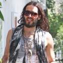 Russell Brand Runs Errands In Bare Feet