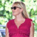 A Very Pregnant Reese Witherspoon Leaves The Beverly Hills Hotel