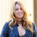Blake Lively Smiles On The Set Of <em>Gossip Girl</em>