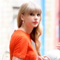 Taylor Swift Greets Fans In London