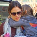 Jennifer Garner And Seraphina Hang Out In Brentwood