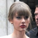 Taylor Swift Greets Her Fans In Paris