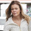 LeAnn Rimes Pumps Her Own Gas