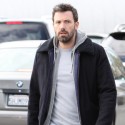 Ben Affleck Runs Errands With Wife Jennifer Garner
