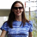 Jennifer Garner Runs Errands In An Awful Outfit