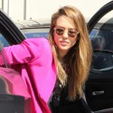 Jessica Alba Rocks Fuchsia Blazer