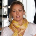 Hilary Duff Goes Shopping In Beverly Hills