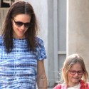 Jennifer Garner And Daughter Violet Hold Hands In Brentwood