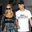 Paris Hilton And Boyfriend River Grab Italian Dinner Together