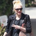 Gwen Stefani Picks Up Zuma From School