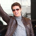 Tom Cruise Promotes <em>Oblivion</em> In Taiwan