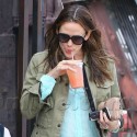 Jennifer Garner And Violet Grab After School Snack