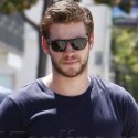 Liam Hemsworth Hits The Gym