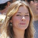 LeAnn Rimes Looks Maternal On Mother's Day