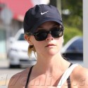 Reese Witherspoon Looks Fit And Healthy After Workout