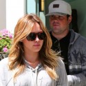 Hilary Duff And Mike Comrie Squeeze In Some Couple Time