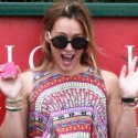 Hilary Duff Goofs Around With Photographers