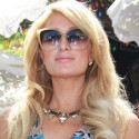 Paris Hilton Hangs Out With Mom Kathy