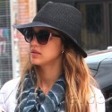 Jessica Alba Keeps It Casual In Los Angeles