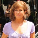 Jennifer Aniston Is In A Good Mood On Set