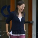 Jennifer Garner Is In a Berry Good Mood