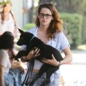 Kristen Stewart Goes To Lunch With An Adorable Puppy