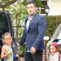 Ben Affleck Takes His Daughters To A Friend's House