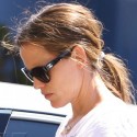 Jennifer Garner Reads Before Picking Up Her Daughter