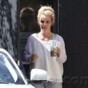 Britney Spears Dressed Way Down At Los Angeles Recording Studio