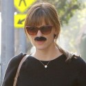 Jennifer Garner And Her Daughter Grow A Mean Stache