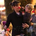 Jennifer Garner Shops With Her Three Kids