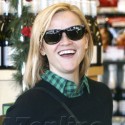 Reese Witherspoon Grocery Shops In Style