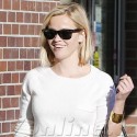 Reese Witherspoon Shops At Whole Foods With A Smile On Her Face